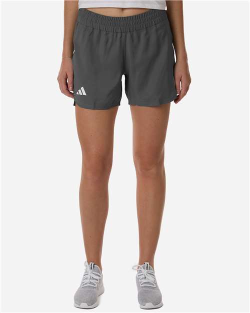 Women's D4T Woven 3" Shorts